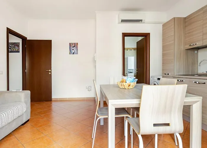Cvr Apartment Rom